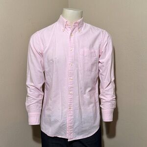 Uniqlo Men’s Pink Button-Down Shirt
